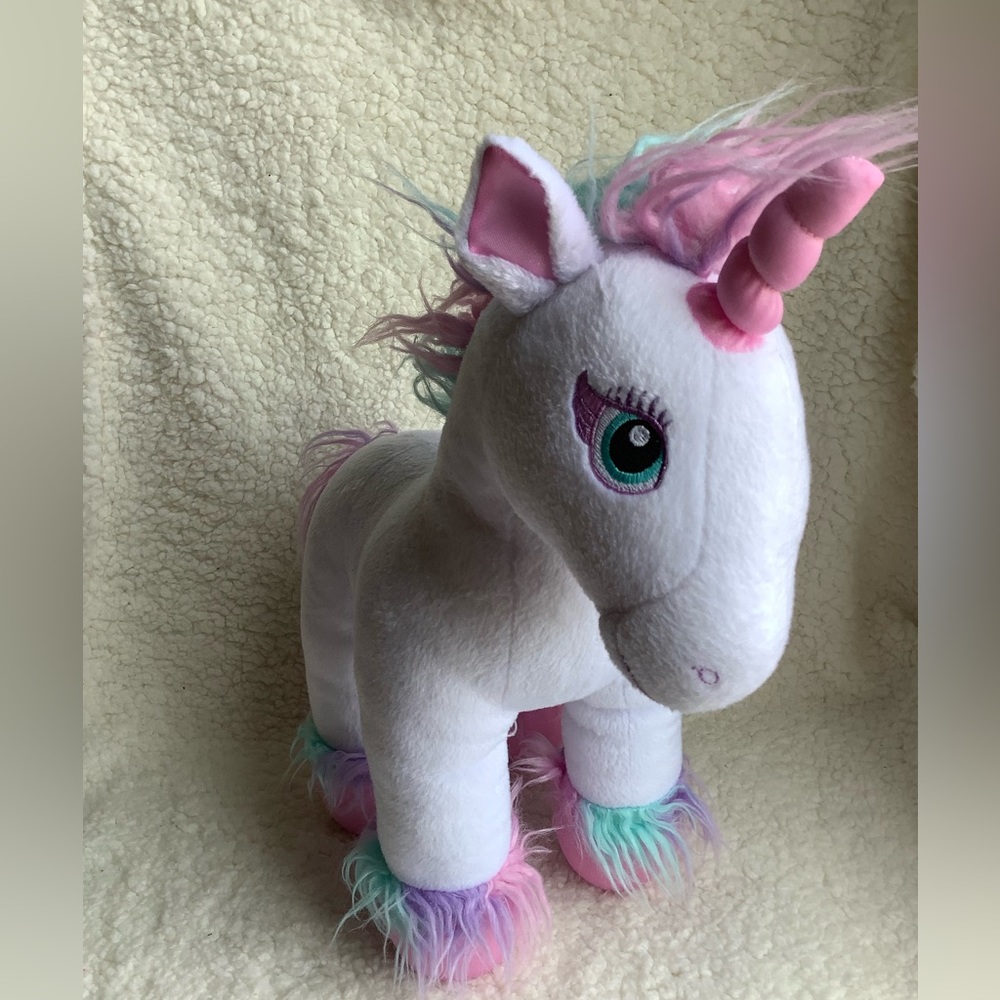 Build A Bear Rainbow Unicorn Stuffed Animal 18in White Unicorn with Pastel Mane
